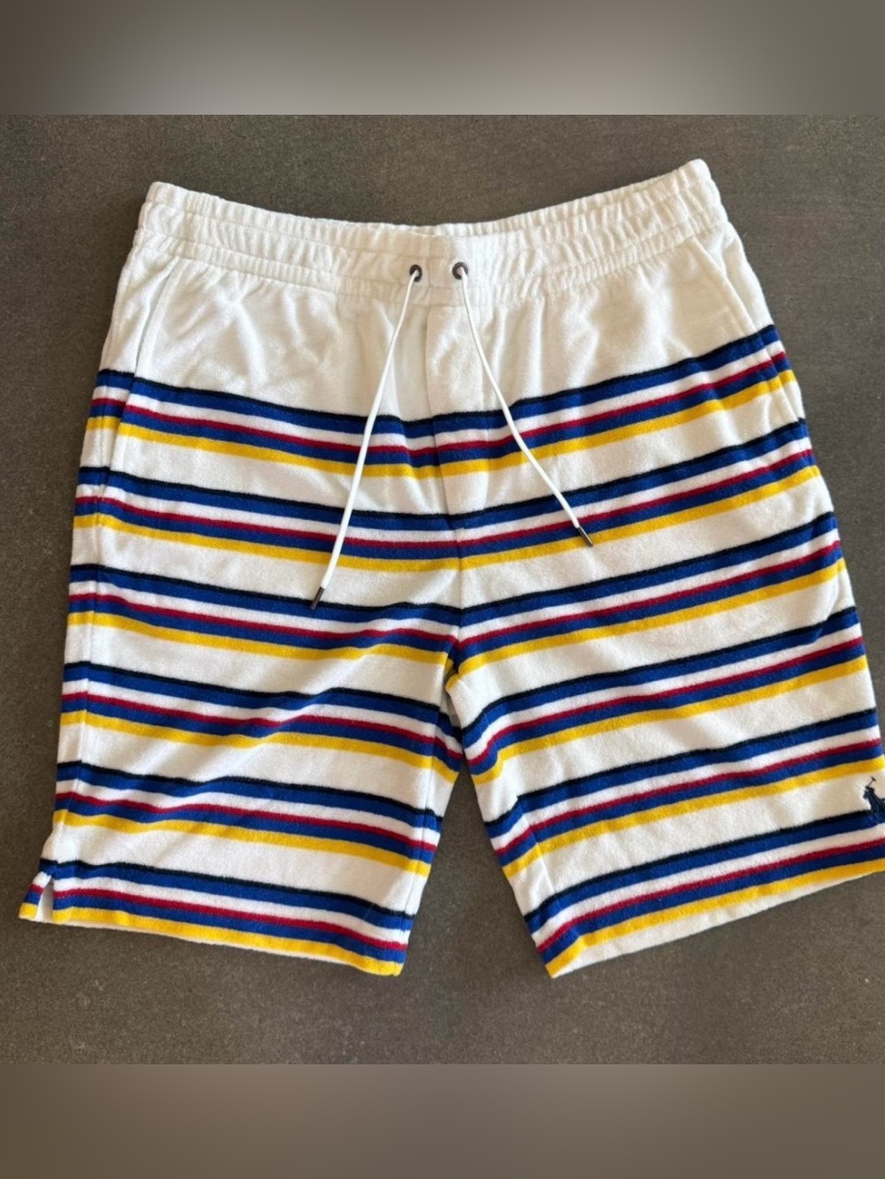 NWT men’s Polo Ralph Lauren white and blue striped shorts Size m